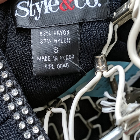 Style & Co 3/4 length sleeve top with rhinestones - Picture 3 of 3